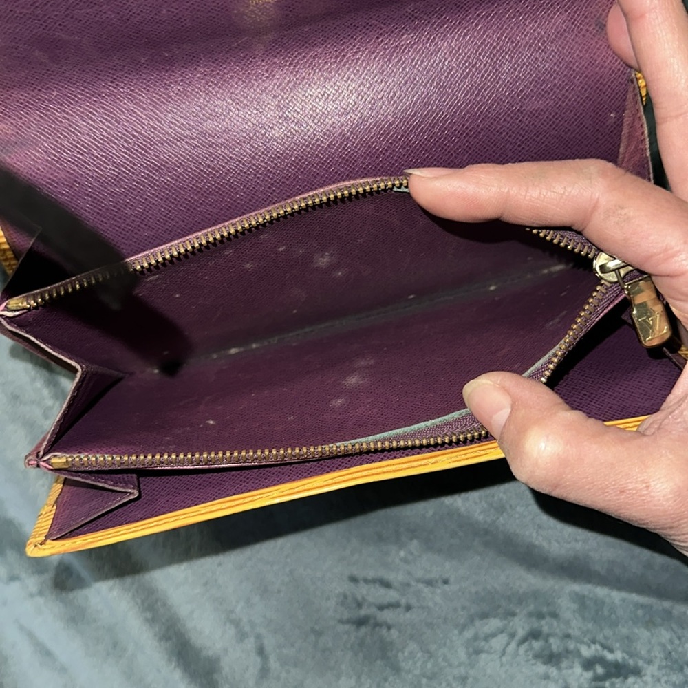 Louis Vuitton Yellow Epi leather long wallet - Picture 9 of 11
